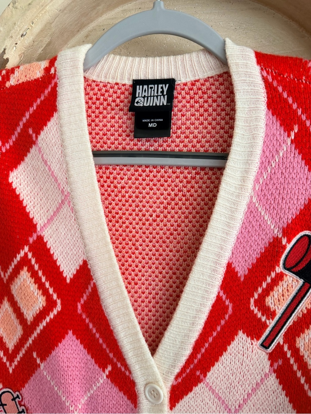 Harley Quinn Pink & Red Argyle Cardigan Sweater Size Medium - Picture 8 of 11